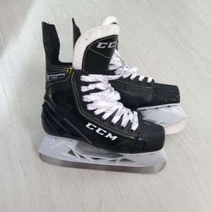 Like New Hockey Skates